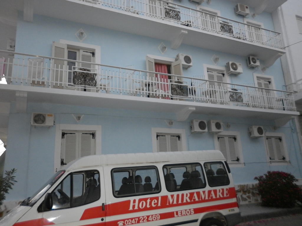 Miramare Hotel Lakkíon Exteriör bild