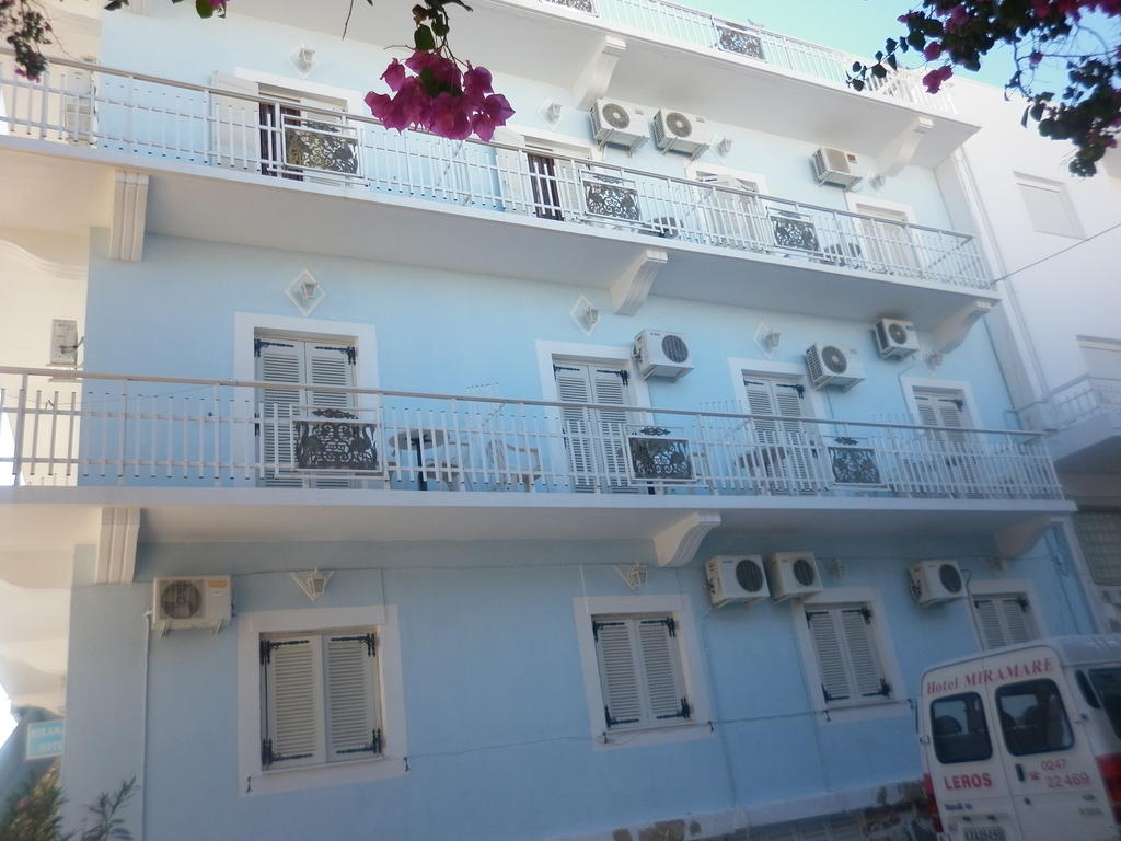 Miramare Hotel Lakkíon Exteriör bild